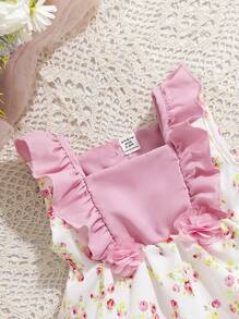 Baby Girl Fashionable Sweet Sleeveless Peter Pan Collar Top With Floral Patchwork And Ruffle Trim, Paired With Loose Shorts - 2pcs/Set Summer Outfits