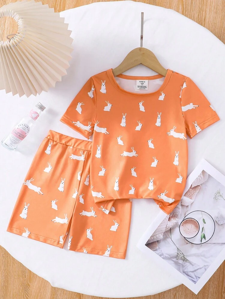 Young Girl Orange Simple Print Round Neck Short Sleeve And Shorts Home Wear Set, Snug Fit