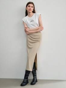 MOTF STUDIO EMBROIDERY LETTER PATTERN SHOULDER PADDED TEE - White - View 4