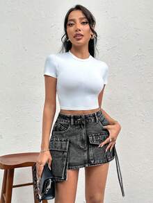 Gonna estiva in denim nero a vita alta con tasche multiple a righe