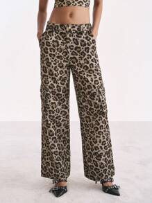 Ariqdhaksinargha Artist Y2K 豹纹宽松贴袋工装裤，适合夏季、假日、节日、西装 - 棕色 - 查看 4