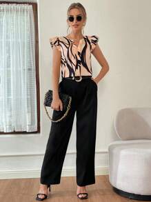 SHEIN Essnce Blusa casual de estampado aleatorio para mujer, camisa de trabajo con estampado completo, escote con muescas y ribete de volantes para uso diario simple, adecuada para maestras