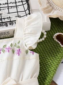 SHEIN Vintaside Kids Tween Girl Embroidered Flutter Sleeve Jumpsuit With Wide Leg, Perfect For Vacation - Apricot - View 4