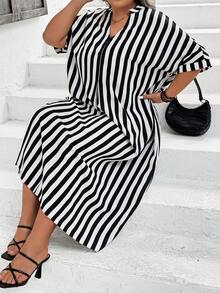 SHEIN CURVE+ Vestido largo de verano con rayas, cuello con muesca y manga murciélago, tejido de punto sin elasticidad - Blanco y Negro - Ver 4