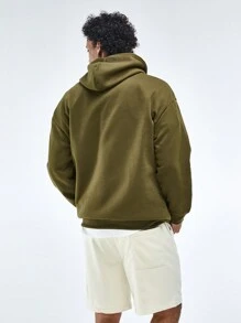 Manfinity Hypemode 男士時尚日常休閒印花短褲，百搭風格 - 米色 - 查看 2