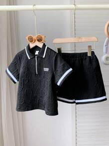 SHEIN 2入組男孩休閒街頭風格落肩領半拉鍊運動衫，針織袖口短褲套裝 - 黑色 - 查看 7