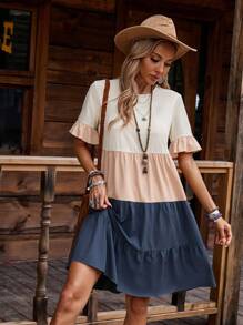 SHEIN LUNE Holiday Leisure Color-Blocking Ruffle Sleeve Dress