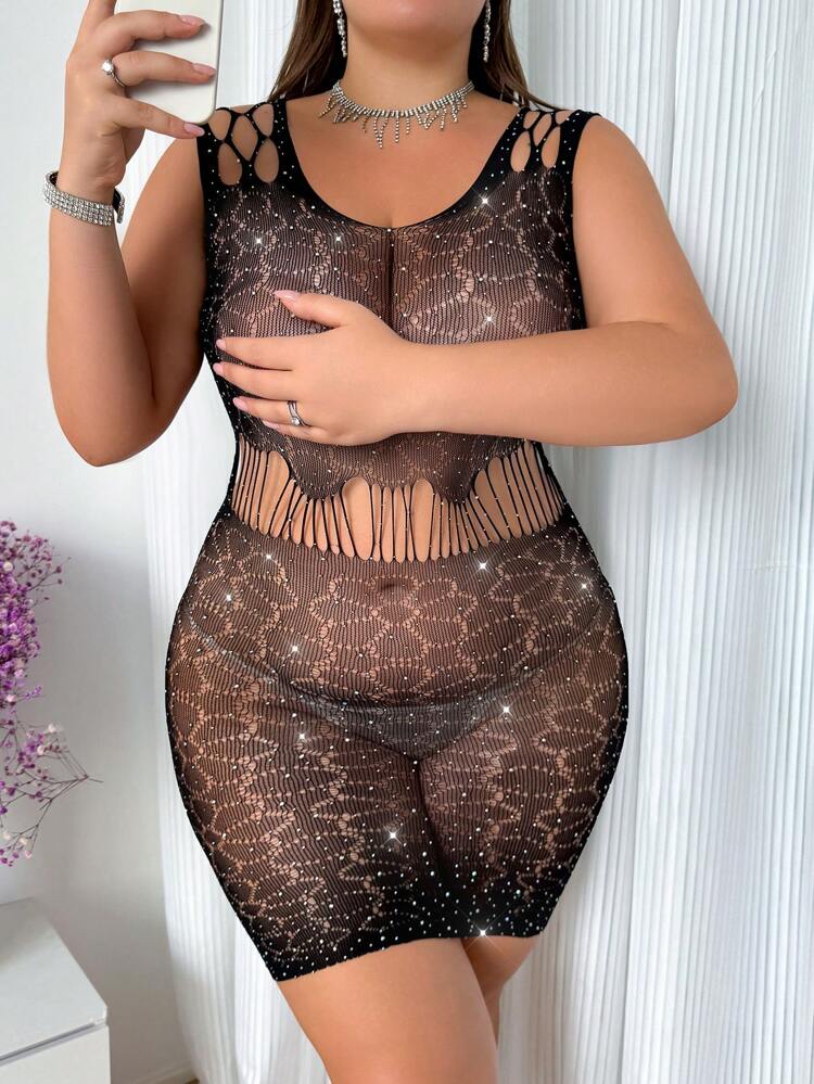 Plus Size Sexy Hollow Out Rhinestone Embellished Dress