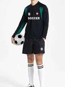 Manfinity Sport Corelite Stil boyfriend pentru bărbați, la modă, cu hanorac și pantaloni scurți, cu mânecă lungă, cu imprimeu, set atletic Set de antrenament