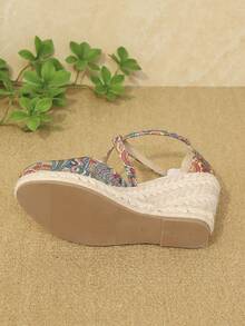 Thời Trang Mới Peep Toe Bohemian Nêm Gót Với Hoa Văn Nhiều Màu Sắc Và Dây Bện Mỏng Dành Cho Nữ - Màu xanh lam - Xem 4