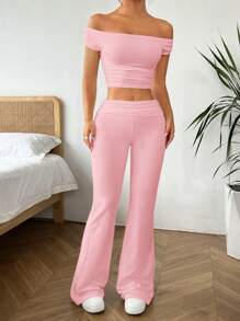 SHEIN EZwear Women's Simple Crop Top And Slim Flared Pants Two-Piece Set With Solid Color Off Shoulder Design