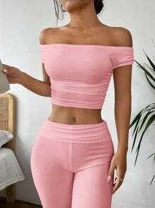 SHEIN EZwear Women's Simple Crop Top And Slim Flared Pants Two-Piece Set With Solid Color Off Shoulder Design