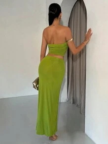 SHEIN BAE Women's Holiday Style Mesh Ruffled Ruched Strapless Solid Color Dress Set, Perfect For Date Or Graduation Season