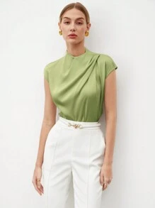 BizChic 女士立領優雅短袖襯衫，帶銳利褶皺，純色款式 - 橄欖綠 - 查看 3