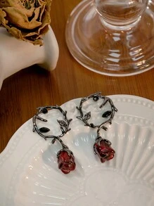ROMWE Goth 1 đôi Cây nho & Đỏ  Hoa hồng Hoa Dangle Hoa tai - màu đen - Xem 2