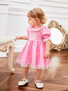 SHEIN Em bé Cô gái Dễ thương Và vui tươi Màu hồng Ren Vá lại Ruffle Ngắn tay Đầm - Hồng - Xem 3