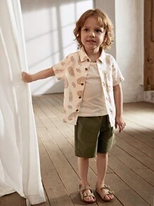 Cozy Pixies Young Boy Daily Comfortable Casual Set, Leaf Pattern Lapel Short Sleeve Shirt And Solid Color Shorts