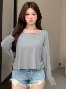 Dazy Petite Plus Camiseta de manga larga casual y holgada para mujer de talla grande con cuello asimétrico de unicolor para primavera/verano