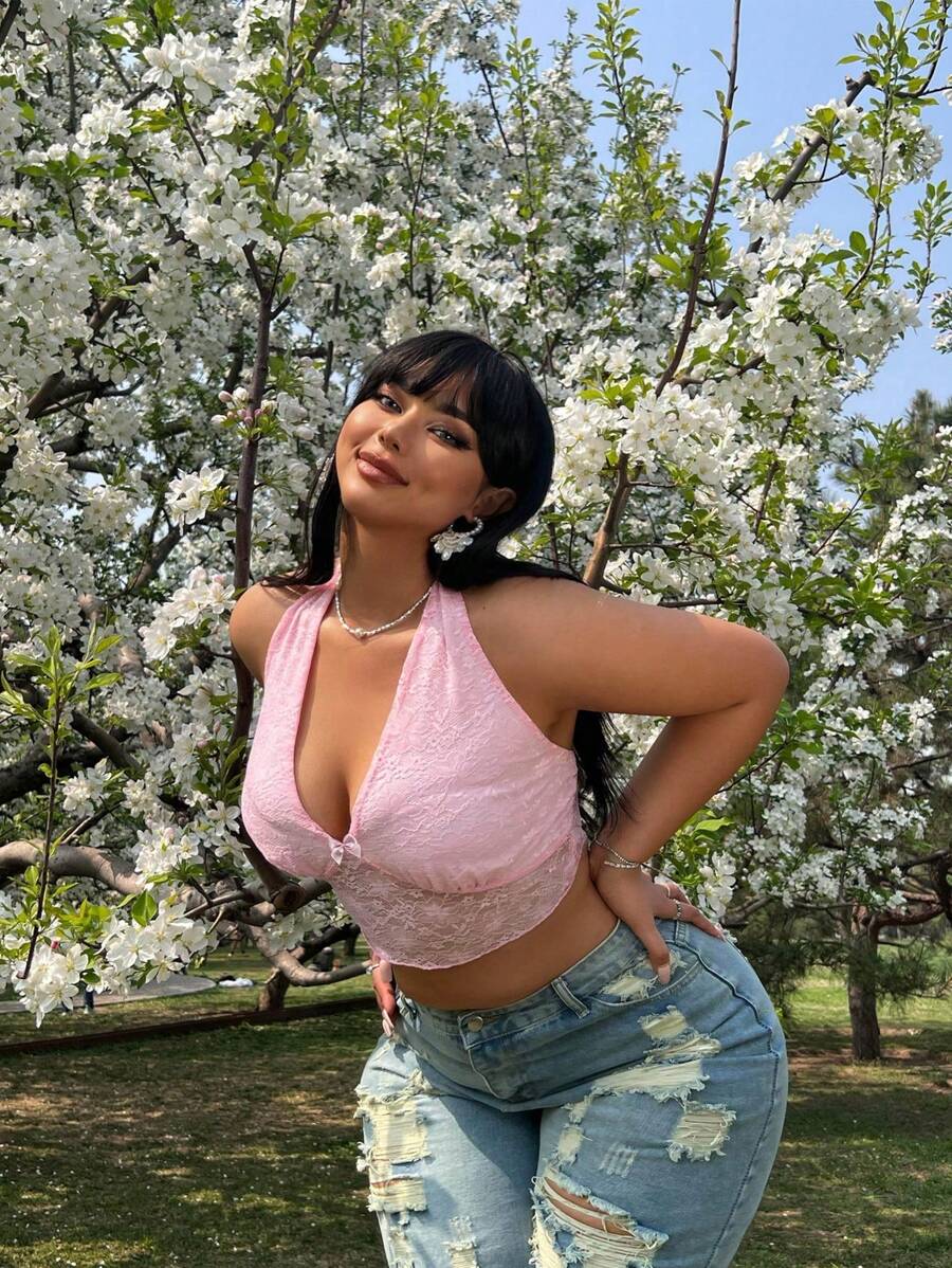 Flirla Top scollato con collo all"americana in pizzo per donne taglie forti - Rosa - Visualizzare 1