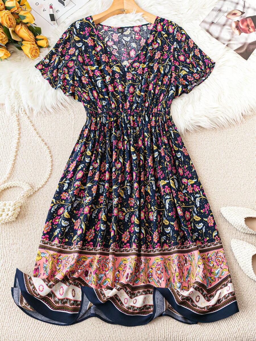 SHEIN Clasi Đầm mùa hè tay ngắn in hoa cỡ lớn cổ chữ V dành cho nữ - Đen và trắng - Xem 1