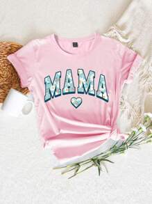 Camiseta de manga corta con estilo para mujer con corazón y letra impresa simple con eslogan