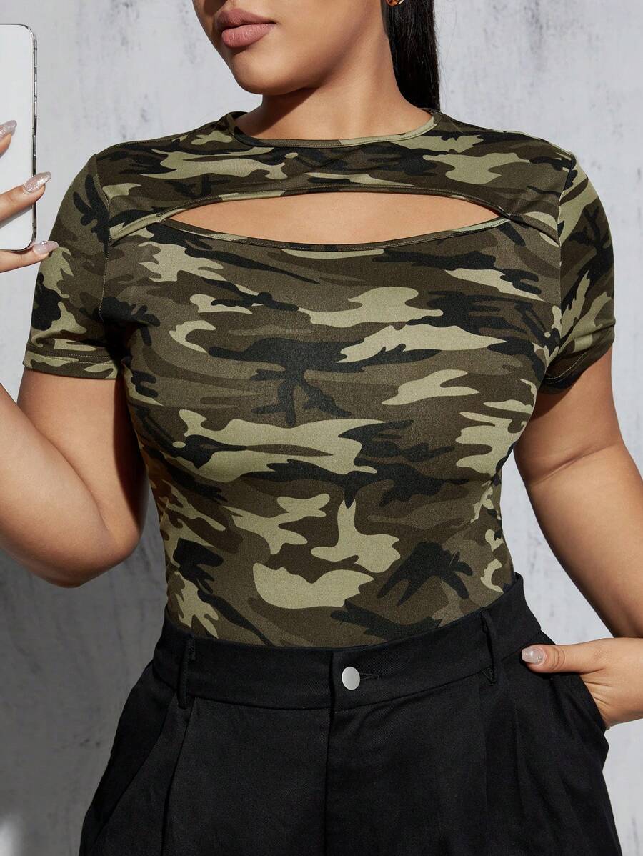 SHEIN Essnce Women Plus Size Camo Short Sleeve T-Shirt, Round Neck With Hollow Out, Casual And Fashionable, For Summer - Army Green - View 1