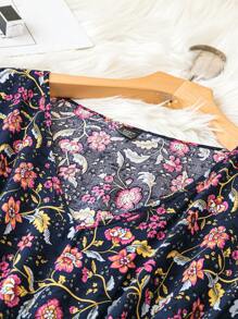 SHEIN Clasi Đầm mùa hè tay ngắn in hoa cỡ lớn cổ chữ V dành cho nữ - Đen và trắng - Xem 3