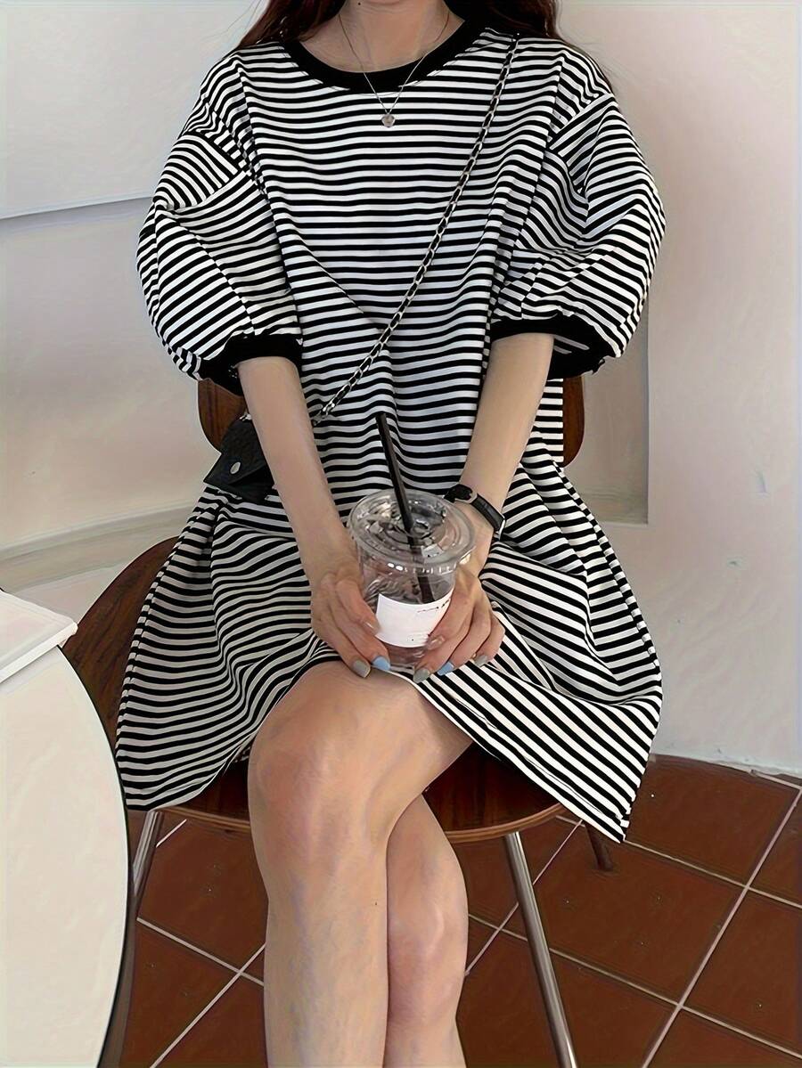 夏季休闲撞色条纹灯笼袖连衣裙