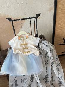 Fashionable Two-Piece Shirt And Dress Set For Baby Girls