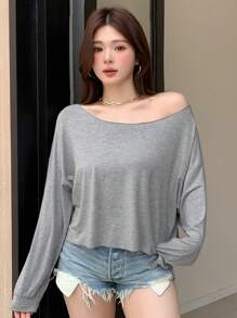 Dazy Petite Plus Camiseta de manga larga casual y holgada para mujer de talla grande con cuello asimétrico de unicolor para primavera/verano