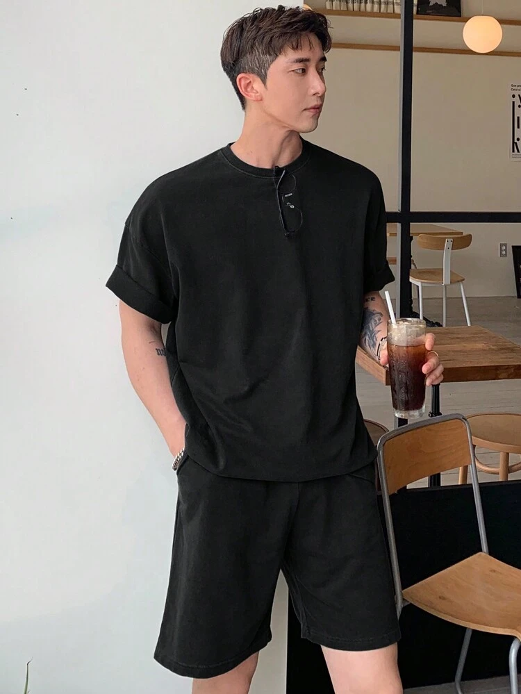 Men's Summer Solid Color Round Neck Short Sleeve Casual T-Shirt And Drawstring Elastic Waist Shorts Set, Cozy Outfits