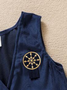 SHEIN 嬰兒男孩西部牛仔造型服裝，包括牛仔帽、頸巾、麂皮織邊背心和奶牛印花織邊褲 - 藍色 - 查看 5