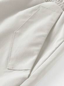Manfinity Hypemode Men's Solid Color Drawstring Waist Wide Leg Loose Multi-Pocket Work Shorts,Off-White,Summer,Casual,Streetwear,City Break Casual Shorts For Daily Wear - Apricot - View 6