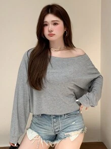 Dazy Petite Plus Camiseta de manga larga casual y holgada para mujer de talla grande con cuello asimétrico de unicolor para primavera/verano