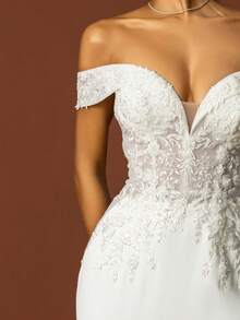 Beaded Embroidered Off Shoulder Off Shoulder Wedding Dresses With Train For Bride - White - View 4