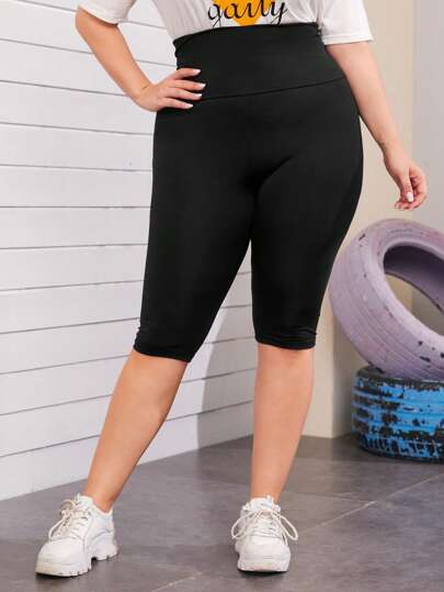 سروال قصير بخصر عريض مقاس كبير