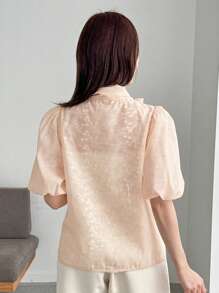 FRIFUL 女式夏季純色打結領短泡袖寬鬆優雅上衣 - 杏色 - 查看 5