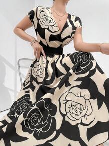 Modelyn 女士花卉印花 V 领优雅连衣裙 长款女士套装 长款晚礼服 - 彩色 - 查看 1