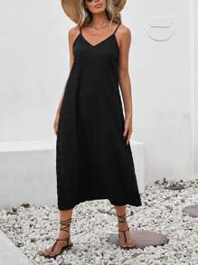 SHEIN VCAY Robe mi-longue en tissu texturé unicolore et bretelles spaghetti tissées, idéale pour les vacances