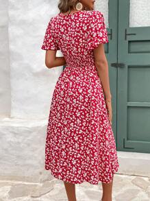SHEIN Frenchy V-Neck Floral Print Short Sleeve Ruffle Hem Dress Beach Holiday Dress Floral Dress Summer Dress Christmas New Year Red Vacation Flower Resort - Red - View 4