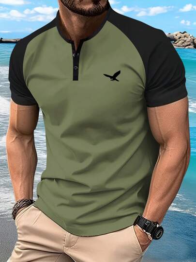 Nueva camiseta tipo henley de manga corta para hombre de verano, estampado casual de águila, ocio, viaje, al aire libre, campamento, tops masculinos