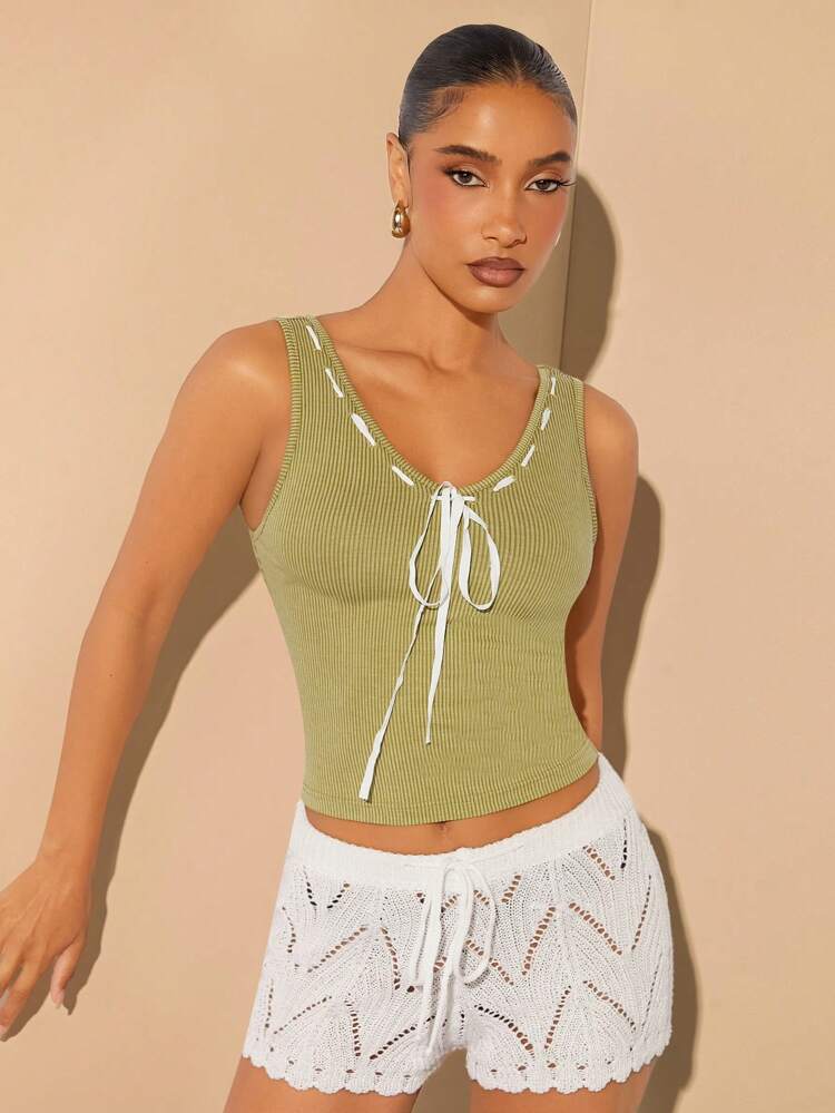 Contrast Stitch Tie Ribbed Knit Top