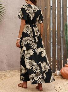 Breezaya 女士度假风格短袖 V 领连衣裙，带树叶印花，超长女士服装 - 黑色 - 查看 2