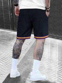 Manfinity Campus Court 男士夏季运动休闲抽绳腰带短裤，足球风格，带字母和数字印花 - 藏蓝色 - 查看 2