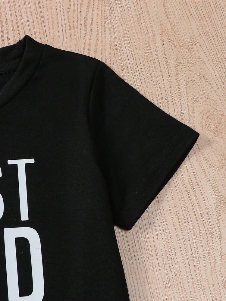 Young Girl Black Letter Printed Fashionable Round Neck Short Sleeve T-Shirt And Pink Pleated Skirt, Family Matching Outfits Mommy And Me (3 Pieces Are Sold Separately)