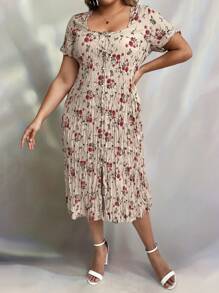SHEIN LUNE Summer Plus Size Women Fashionable Ditsy Floral Short Sleeve Dress