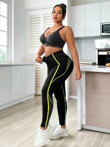 Bộ trang phục dạo phố thể thao dành cho nữ cỡ lớn với quần legging chống đẩy chắp vá và áo ngực cúp cố định hỗ trợ cao - màu đen - Xem 4