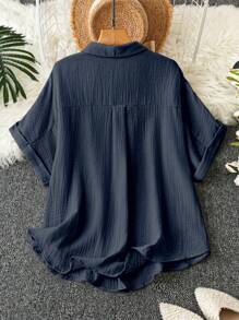 GlowEve CURVE 大尺碼夏季休閒短袖衬衫，翻領、前排鈕扣、口袋設計 - 藏蓝色 - 查看 2