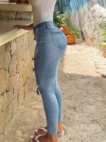 Jeans pitillo minimalistas con bolsillo y botones delanteros, desgastados, para uso casual diario - Azul lavado medio - Ver 5