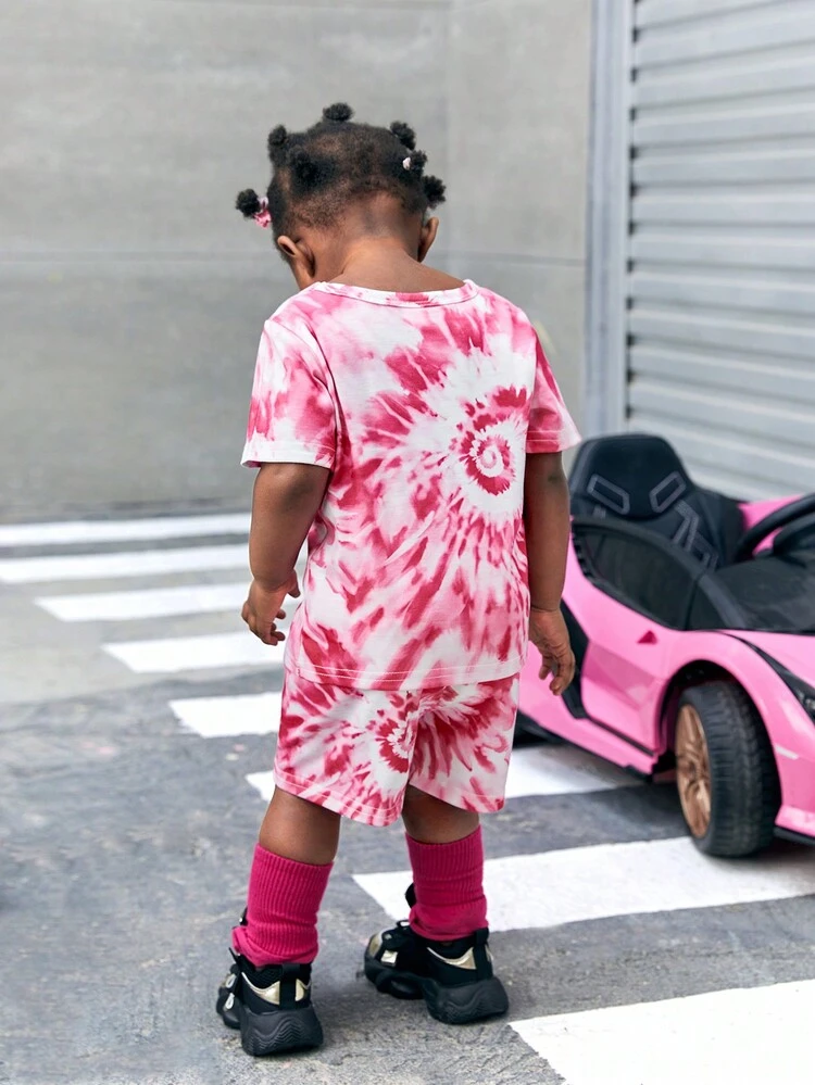 Baby Girl Portrait Print Tie Dye Short Sleeve T-Shirt And Shorts Set